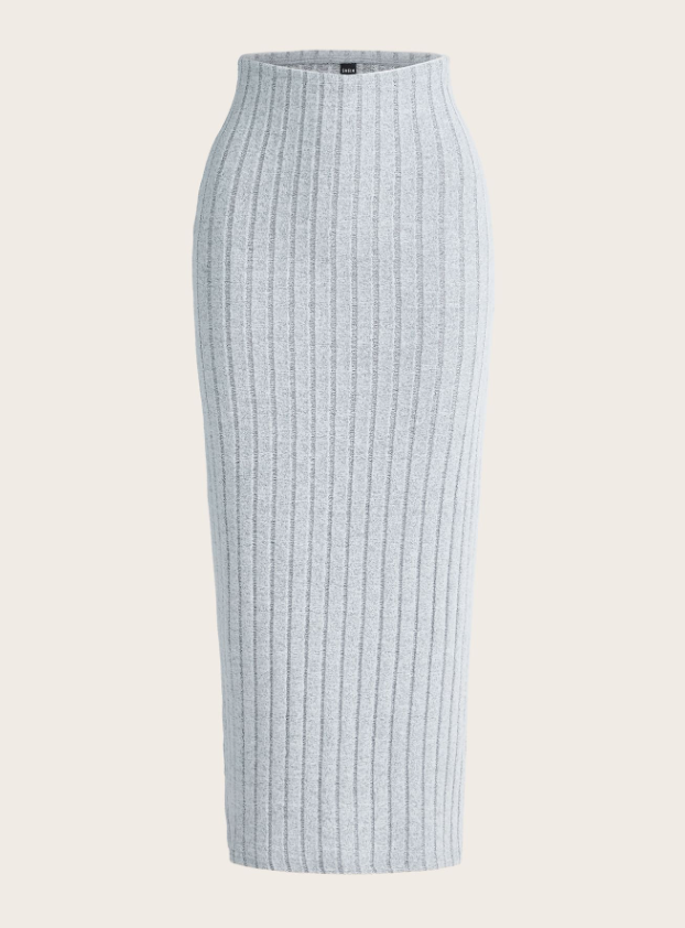 חצאית יומיומית בגוון אפור בהיר