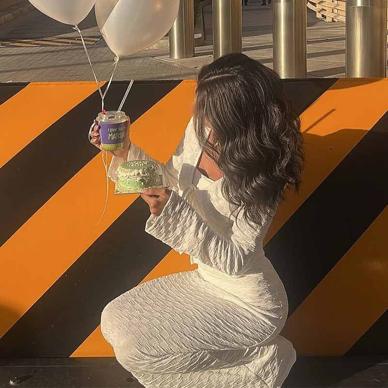 שמלת קפלים מחטבת